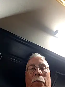 Snapshot of NawtyB1965 chatting on May 18, 2026, 4:46 pm NawtyB1965 online show from May 18, 2026, 4:46 pm