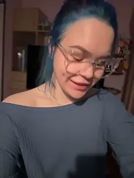 Snapshot of MaddisonHaas chatting on December 3, 2024, 12:49 pm MaddisonHaas online show from December 3, 2024, 12:49 pm