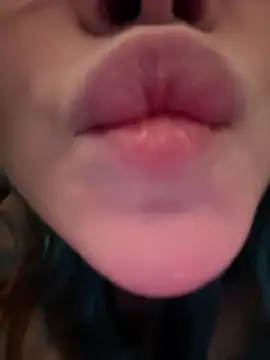 Snapshot of MaddisonHaas chatting on December 12, 2024, 8:32 pm MaddisonHaas online show from December 12, 2024, 8:32 pm