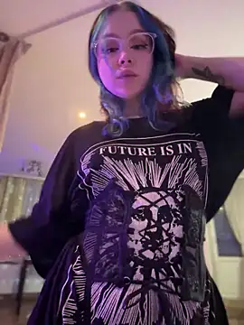 Snapshot of MaddisonHaas chatting on February 22, 2025, 2:50 am MaddisonHaas online show from February 22, 2025, 2:50 am