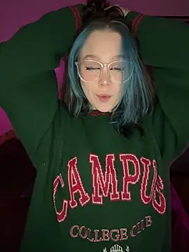 Snapshot of MaddisonHaas chatting on March 9, 2025, 7:48 pm MaddisonHaas online show from March 9, 2025, 7:48 pm