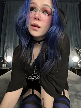 Snapshot of MaddisonHaas chatting on December 23, 2025, 7:39 am MaddisonHaas online show from December 23, 2025, 7:39 am