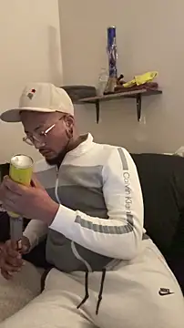 KySir1990 online show from December 15, 2025, 4:39 am