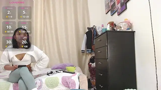 Samary thomas online show from December 18, 2024, 12:43 am