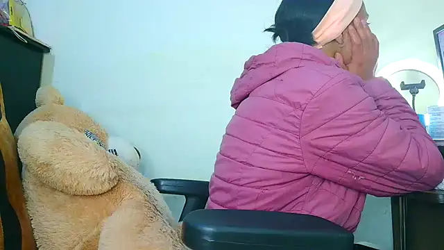 Samary thomas online show from November 22, 2025, 1:59 am