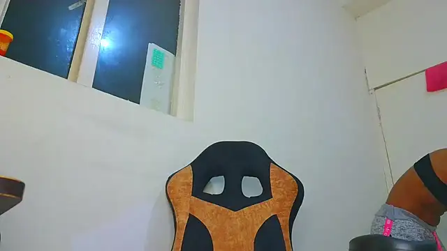 Samary thomas online show from February 20, 2026, 1:13 am