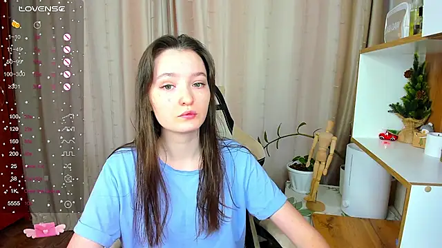 Fairyy Moon online show from January 15, 2025, 9:45 am