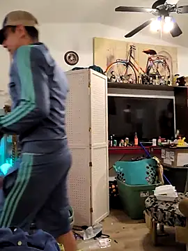 Amirkhai online show from December 17, 2025, 5:13 am