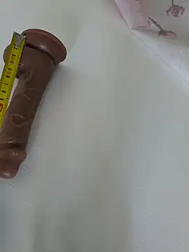 Snapshot of uleglasuczPL chatting on September 10, 2025, 1:55 pm uleglasuczPL online show from September 10, 2025, 1:55 pm