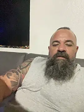 Snapshot of charlesVidal chatting on March 10, 2025, 5:11 am charlesVidal online show from March 10, 2025, 5:11 am