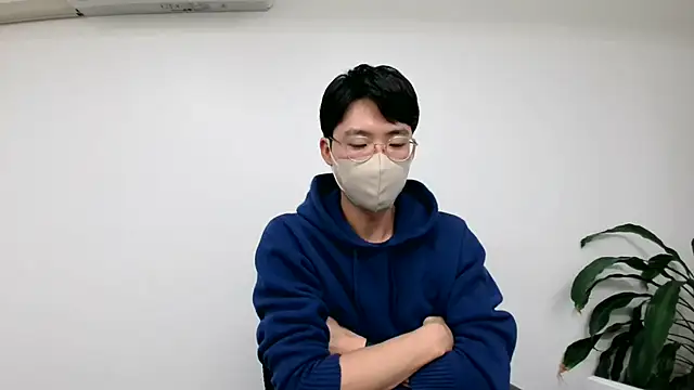 TakuryuJPN online show from December 4, 2024, 9:46 pm