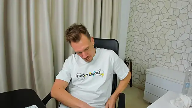 MateoBenjaminX online show from January 9, 2025, 12:25 am