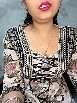 Snapshot of Shanaya_Hotty chatting on March 8, 2025, 12:09 pm Shanaya Hotty online show from March 8, 2025, 12:09 pm