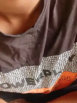 couple3 1 8 online show from November 26, 2025, 8:37 am