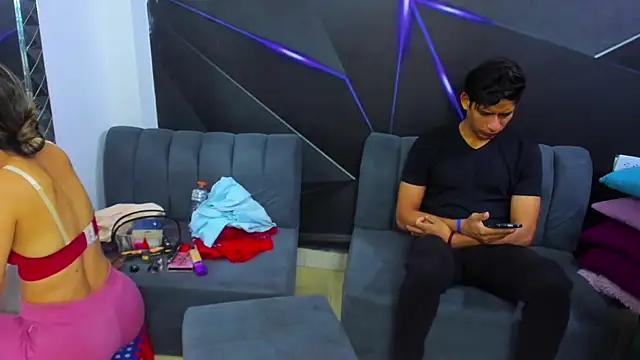 playsgirlhot online show from October 3, 2025, 11:18 am