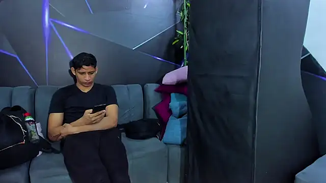 playsgirlhot online show from February 6, 2026, 11:41 pm