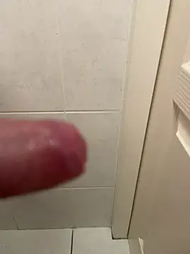 Hugo76578 online show from February 8, 2026, 8:12 pm