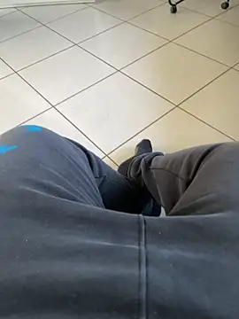 Hugo76578 online show from March 1, 2026, 3:03 pm