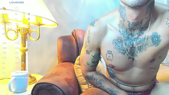 Snapshot of Dylanstonne chatting on January 10, 2025, 1:31 pm Dylanstonne online show from January 10, 2025, 1:31 pm