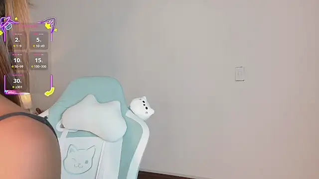 ahvi ebony online show from February 10, 2026, 12:53 pm