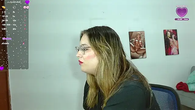 kendallclarkk03 online show from December 4, 2024, 7:39 am