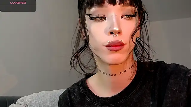 Dasha M online show from September 22, 2025, 10:06 am