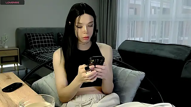 Dasha M online show from November 2, 2025, 2:08 pm