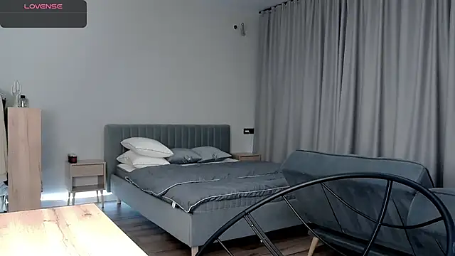 Dasha M online show from November 21, 2025, 7:23 pm