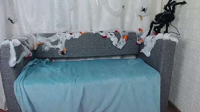 bellaa love  online show from October 18, 2025, 12:24 am