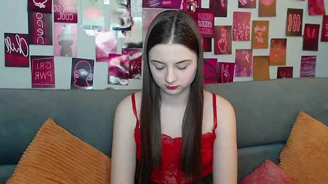 MilanaRoza online show from March 26, 2026, 5:35 am