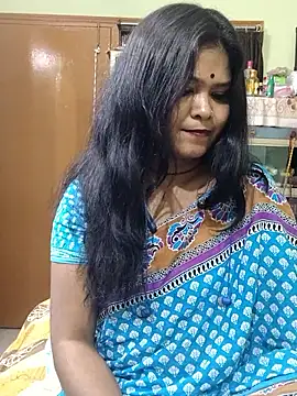 yoursweety09 online show from February 25, 2026, 7:01 pm