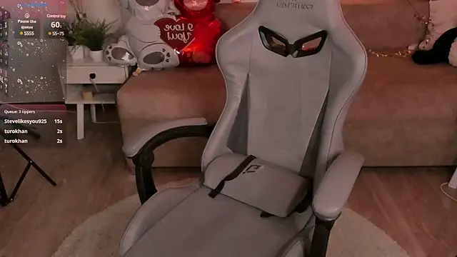 Alisia Mars online show from January 28, 2025, 8:47 am