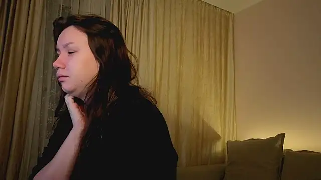 Alisia Mars online show from November 14, 2025, 4:22 am