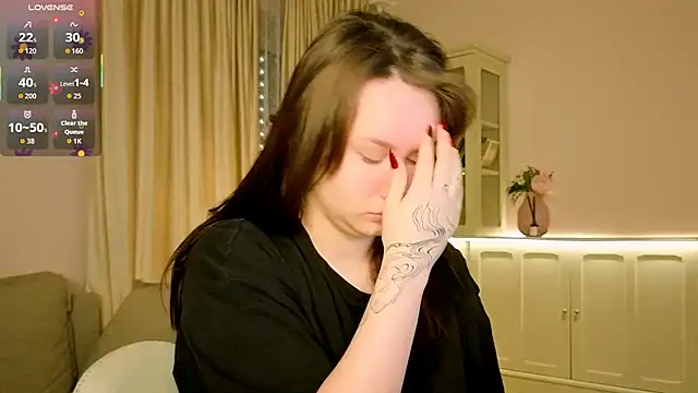 Alisia Mars online show from December 14, 2025, 5:13 am