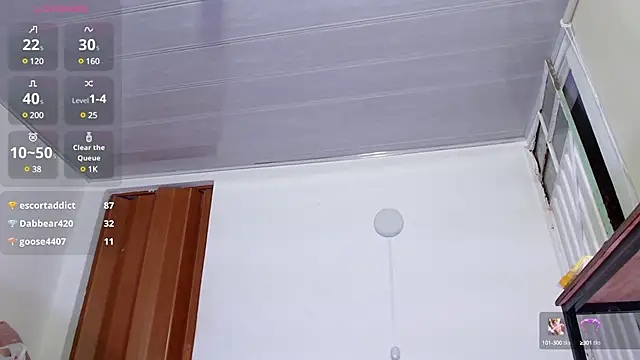 Laylafoxy tay online show from February 1, 2025, 6:10 am