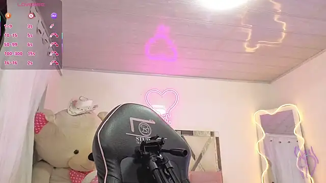 Laylafoxy tay online show from January 8, 2026, 3:09 am