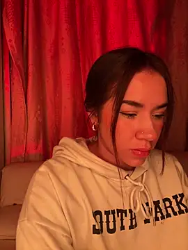 Im Valen Cute online show from April 11, 2026, 3:55 am