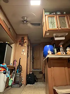 KBD85 online show from March 22, 2026, 2:04 am