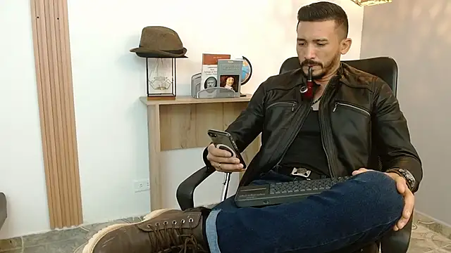 Reiko 85  online show from February 15, 2025, 7:28 pm