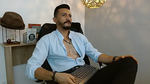 Reiko 85  online show from February 17, 2025, 9:41 pm