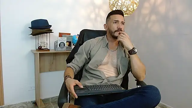 Reiko 85  online show from February 24, 2025, 7:41 pm