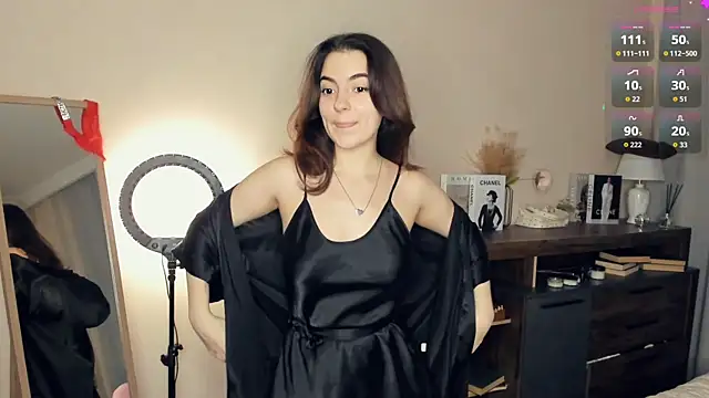 DracosMoon online show from October 22, 2025, 7:08 am