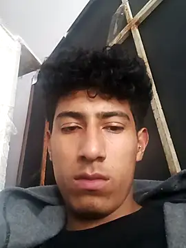 alexander32r online show from November 26, 2025, 9:05 pm