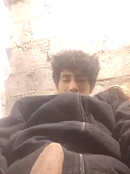 alexander32r online show from February 5, 2026, 4:06 am