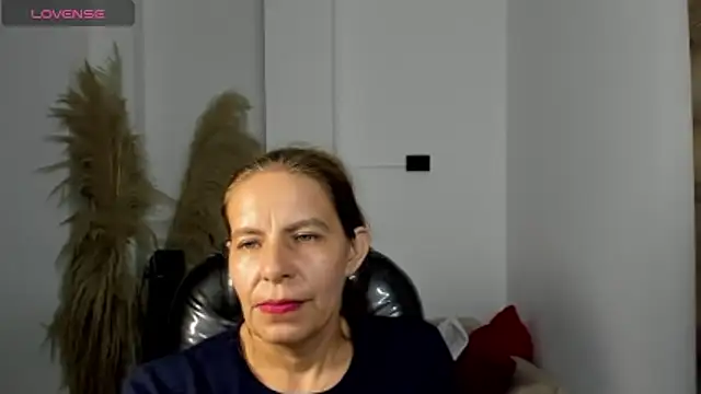 Milf karlye online show from April 1, 2026, 2:12 am