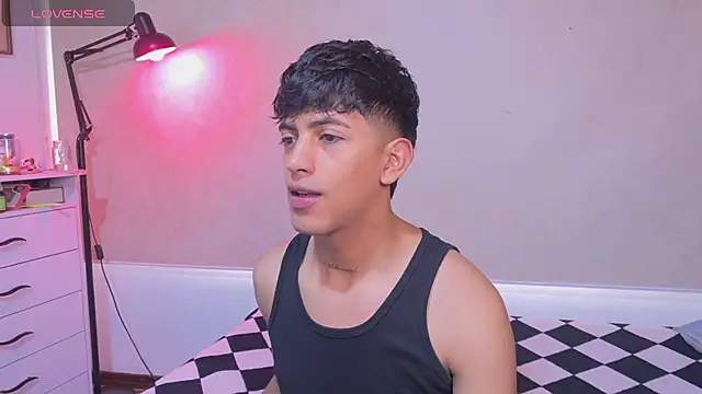 teobowny  online show from November 28, 2025, 12:41 pm