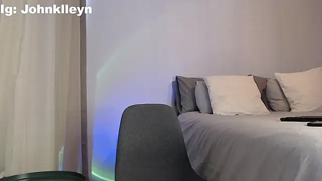 jonhklleyn online show from April 14, 2026, 6:25 pm