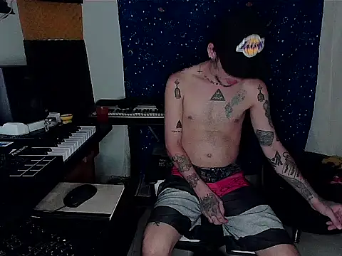 Snapshot of patrik_tattoo_ chatting on February 22, 2025, 5:12 am patrik tattoo online show from February 22, 2025, 5:12 am