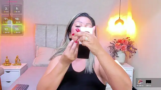 tutu milf online show from October 25, 2025, 12:13 pm