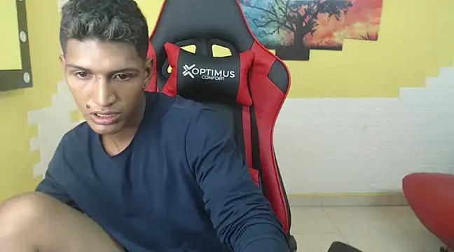 mau elixxx online show from December 10, 2024, 3:41 am